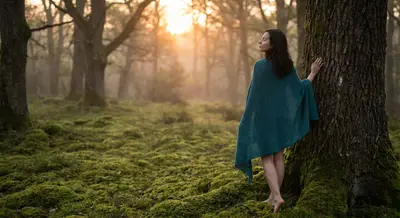 Rooted in the Moment: Mindfulness for Everyday Strength